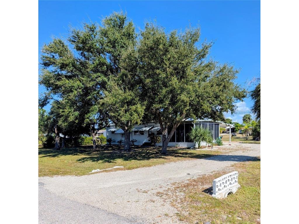 3235 Holly Avenue Englewood FL 34224 D6144564 image3