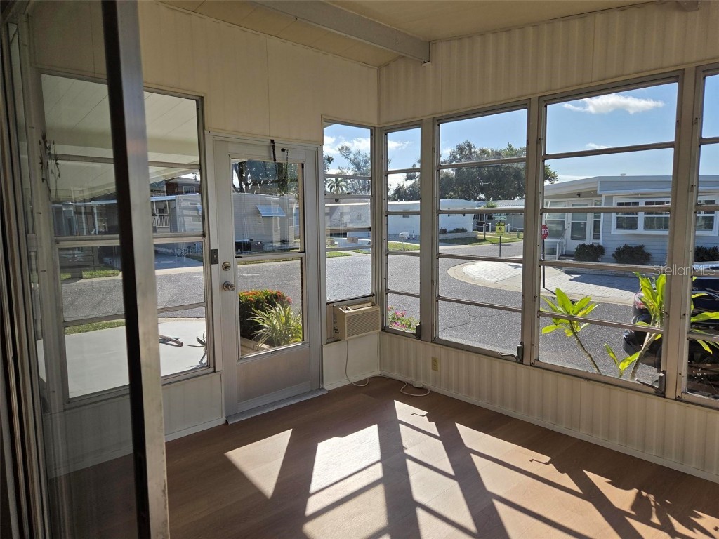 3235 Sweet Bay Terrace Sarasota FL 34237 A4669964 image10