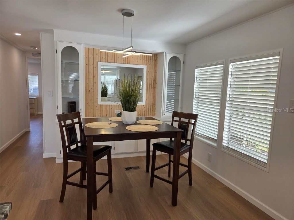 3235 Sweet Bay Terrace Sarasota FL 34237 A4669964 image16