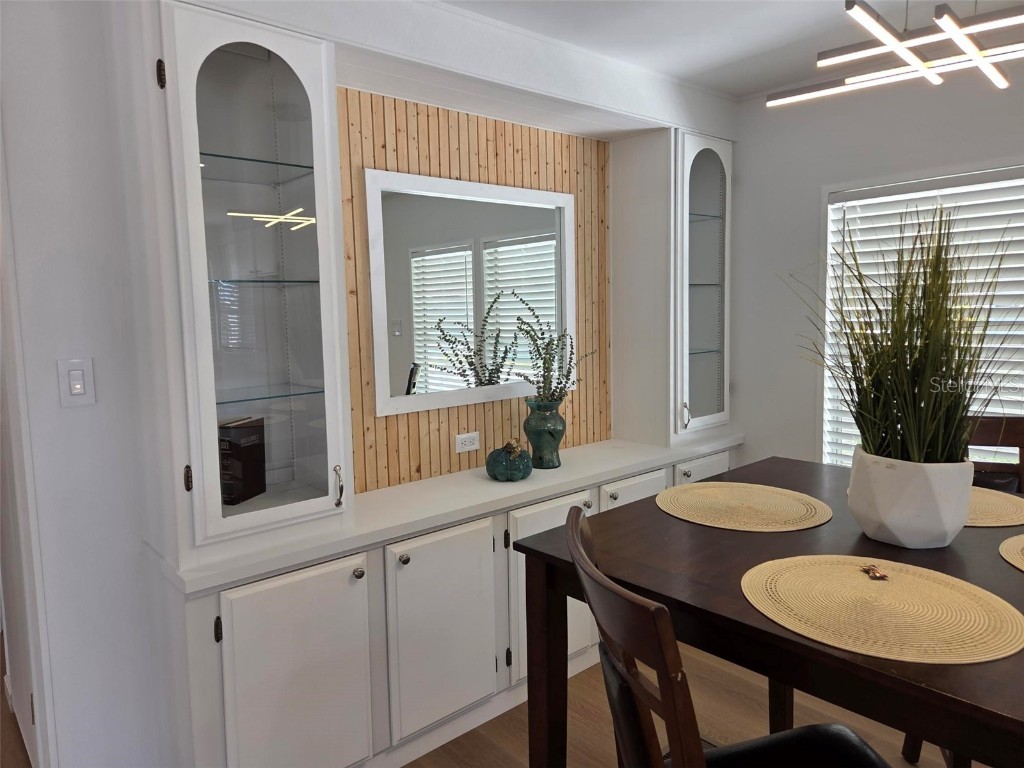 3235 Sweet Bay Terrace Sarasota FL 34237 A4669964 image17