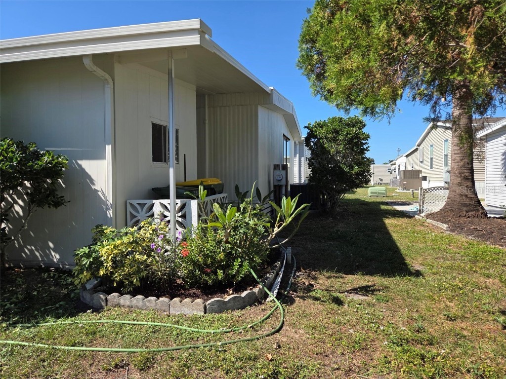 3235 Sweet Bay Terrace Sarasota FL 34237 A4669964 image6