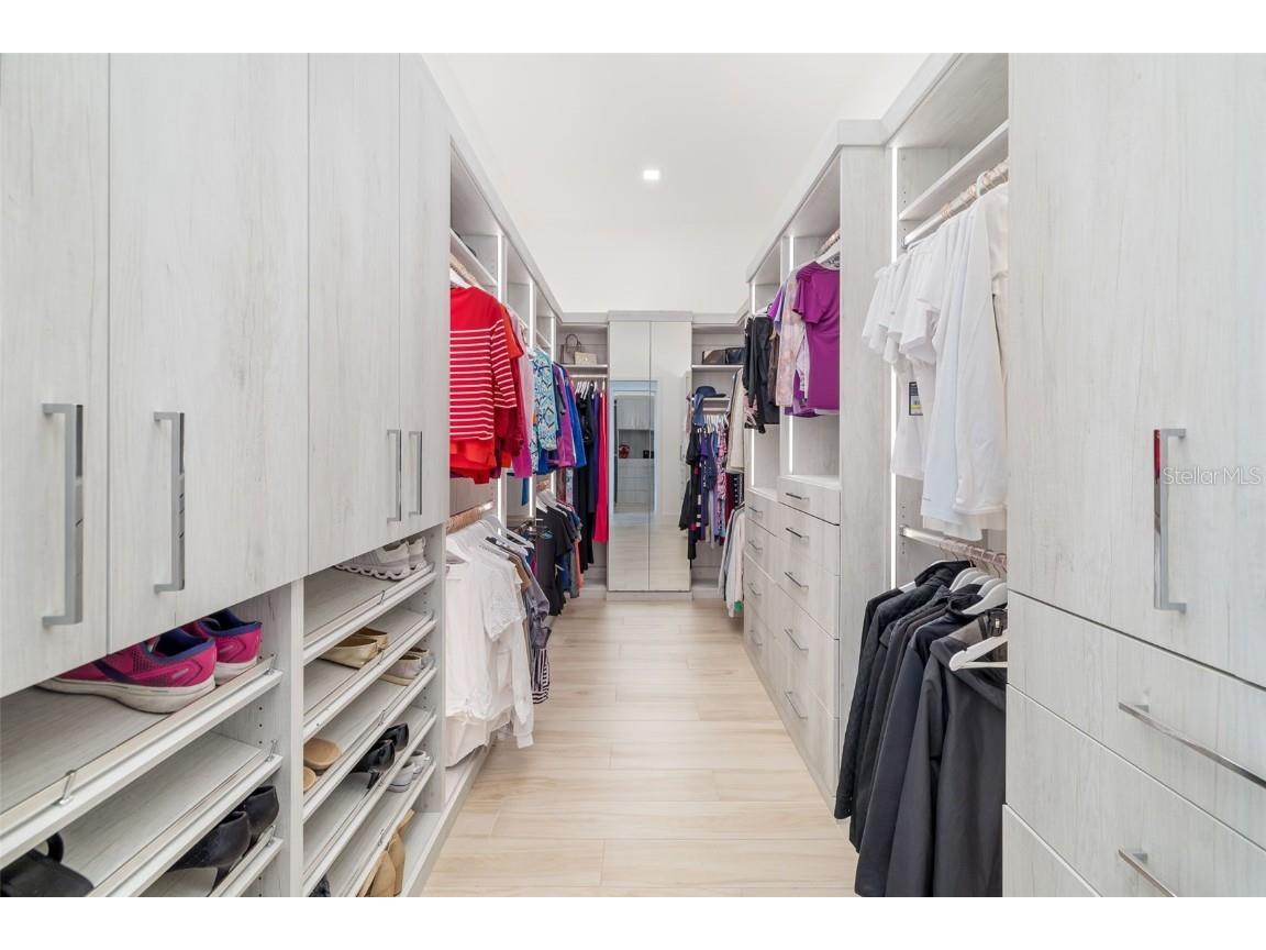 3236 Founders Club Drive Sarasota FL 34240 A4670256 image34