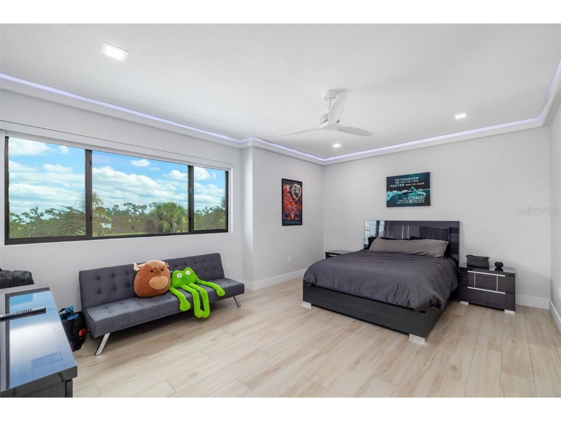 3236 Founders Club Drive Sarasota FL 34240 A4670256 image53