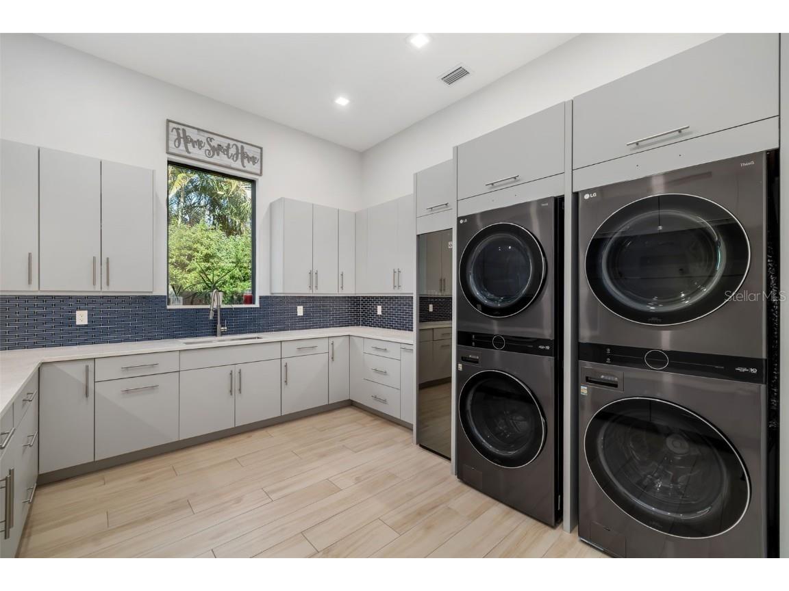 3236 Founders Club Drive Sarasota FL 34240 A4670256 image64