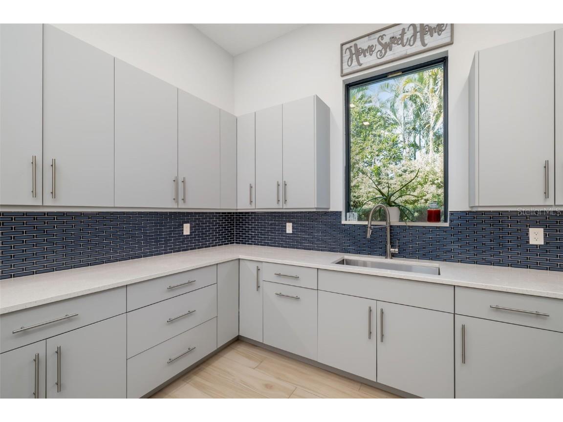 3236 Founders Club Drive Sarasota FL 34240 A4670256 image66