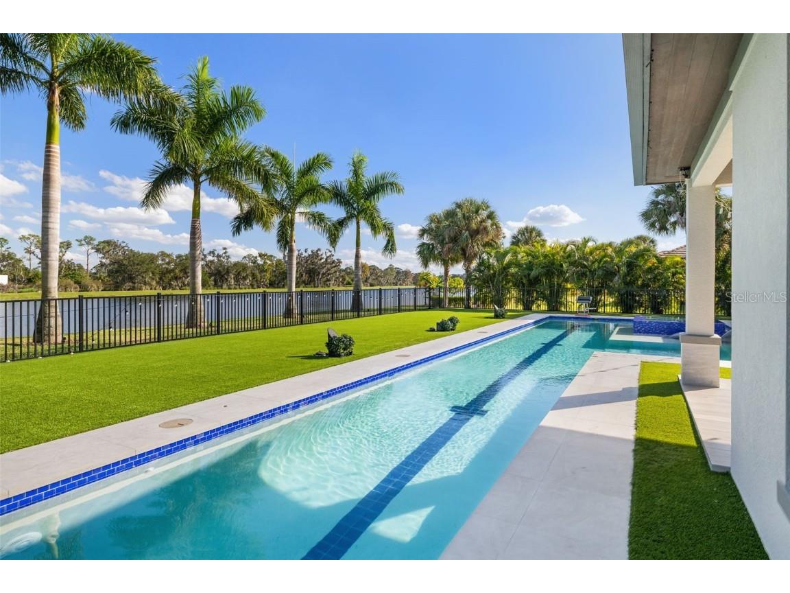 3236 Founders Club Drive Sarasota FL 34240 A4670256 image77