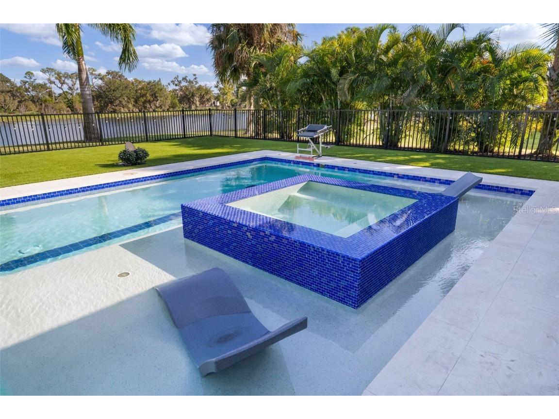 3236 Founders Club Drive Sarasota FL 34240 A4670256 image79