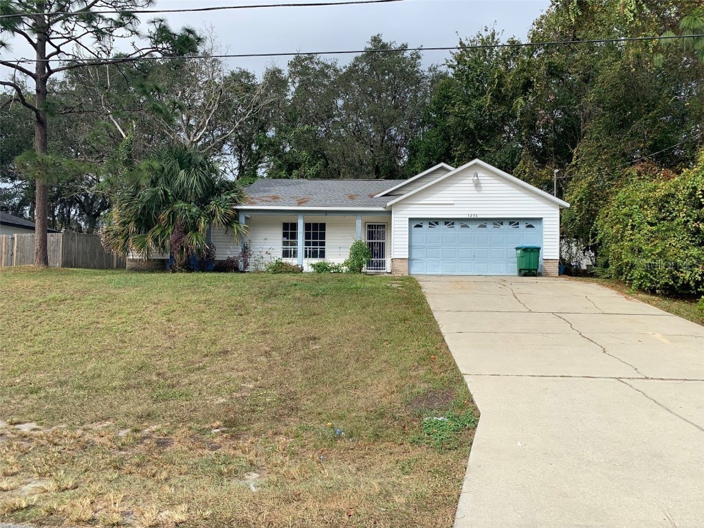 3236 Parma Drive Deltona FL 32738 V4933119 image1