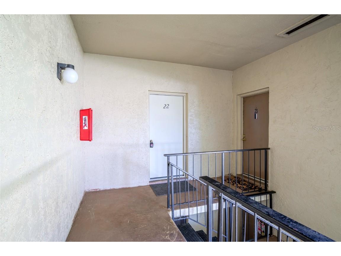 3236 S Semoran Boulevard #22 Orlando FL 32822 O6361480 image2