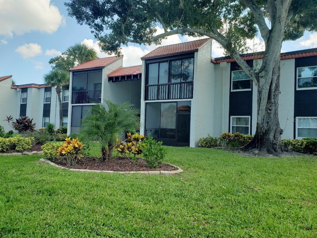 3237 Beneva Road #104 Sarasota FL 34232 A4582389 image1