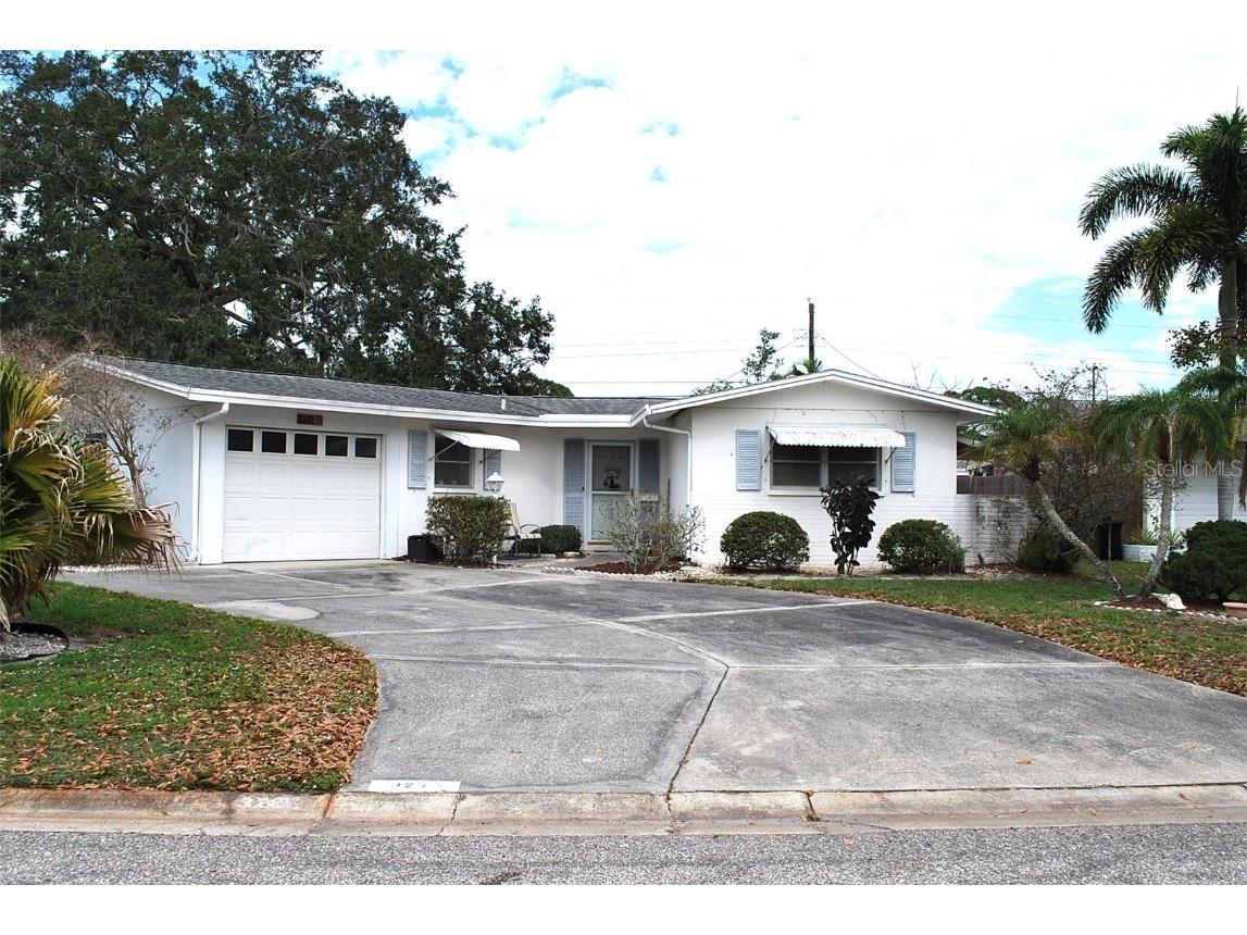 3237 Fauna Street Sarasota FL 34235 A4597229 image1