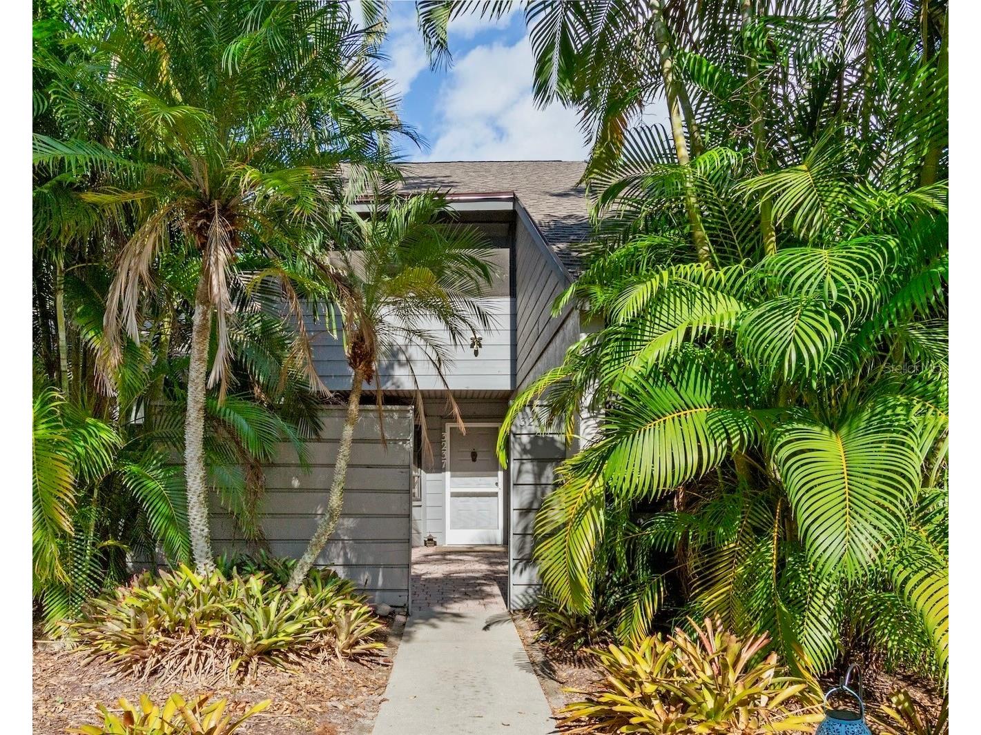 3237 Golden Eagle Lane Sarasota FL 34231 A4669889 image1