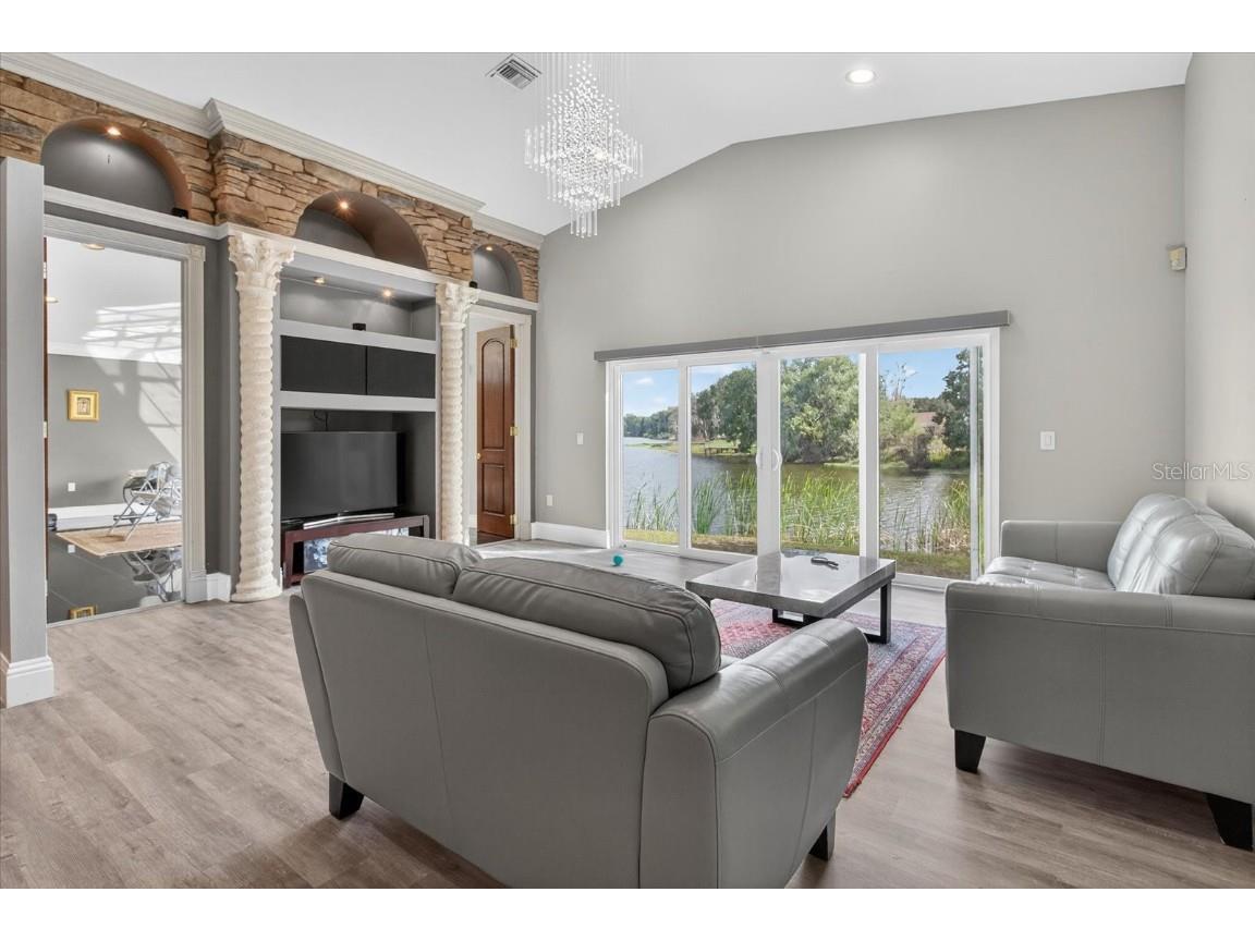 3238 Cullendale Drive Tampa FL 33618 TB8435911 image16