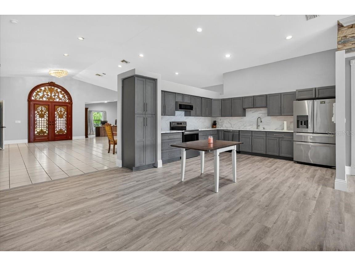 3238 Cullendale Drive Tampa FL 33618 TB8435911 image17