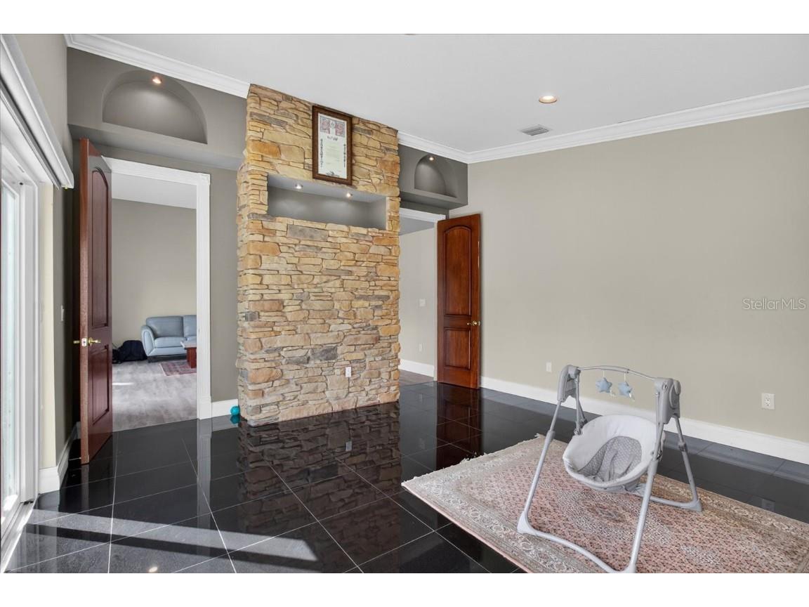 3238 Cullendale Drive Tampa FL 33618 TB8435911 image32