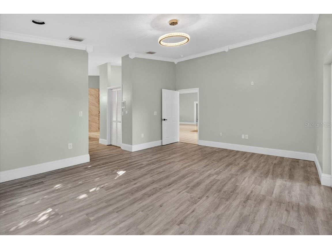 3238 Cullendale Drive Tampa FL 33618 TB8435911 image35