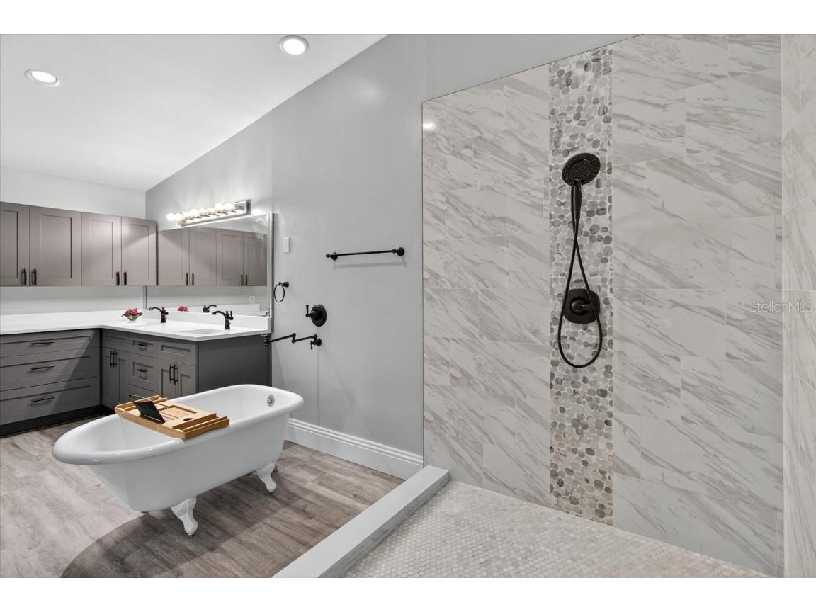 3238 Cullendale Drive Tampa FL 33618 TB8435911 image42