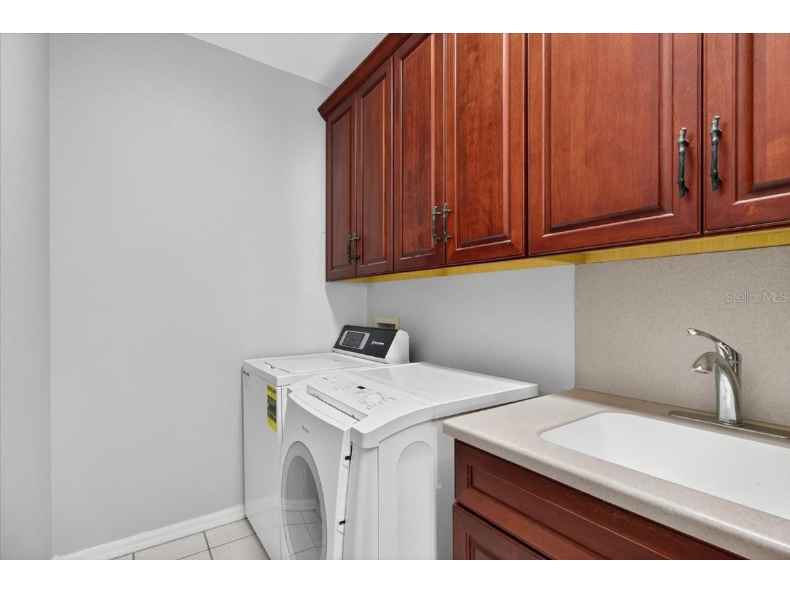 3238 Cullendale Drive Tampa FL 33618 TB8435911 image60