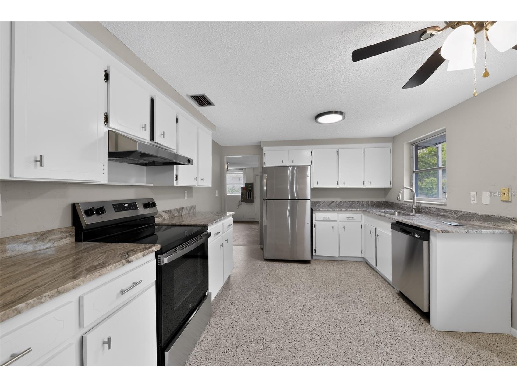 3238 Savage Road Sarasota FL 34231 A4700535 image5