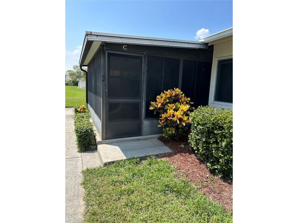 3239 39th Street S #C Saint Petersburg FL 33711 U8211798 image1