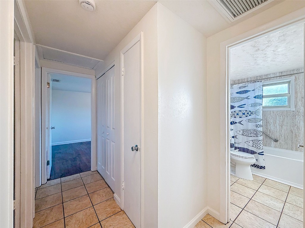 3239 Allen Rd Zephyrhills FL 33541 TB8415689 image17