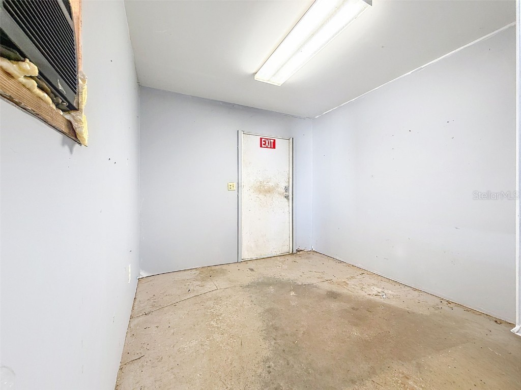 3239 Allen Rd Zephyrhills FL 33541 TB8415689 image42