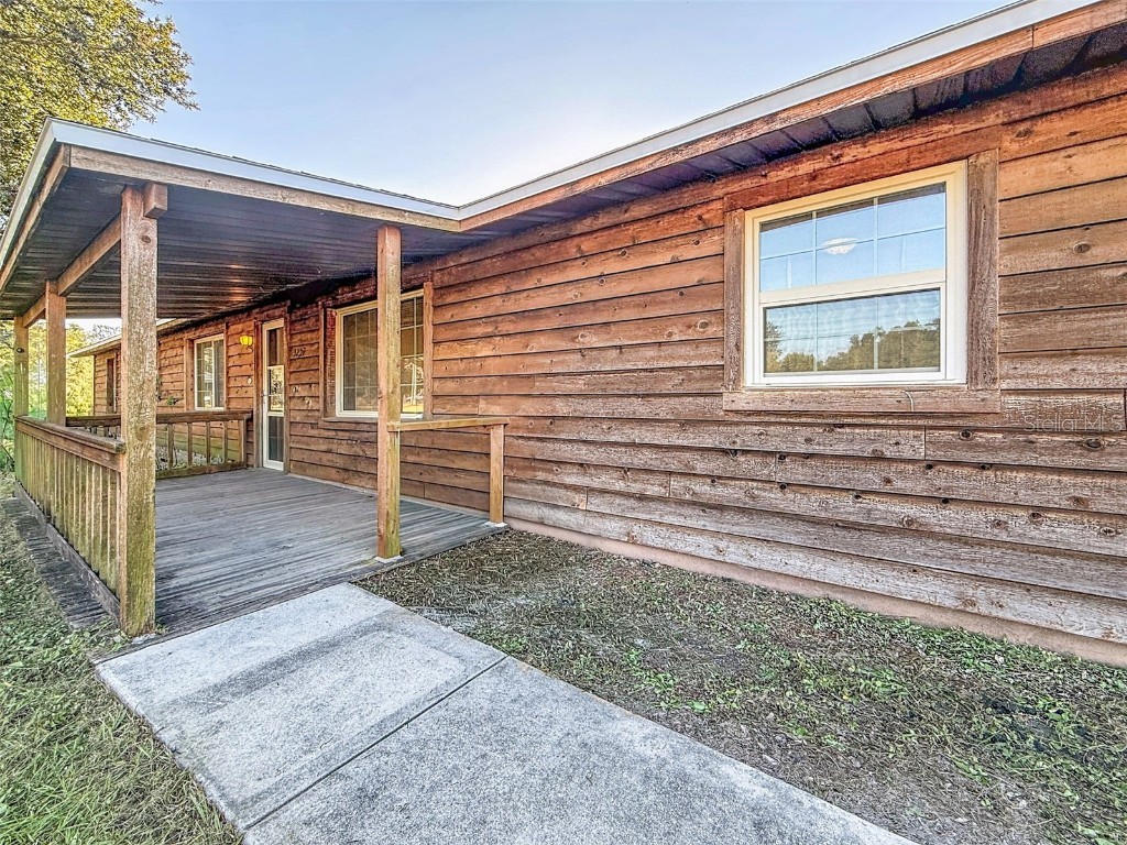 3239 Allen Rd Zephyrhills FL 33541 TB8415689 image5