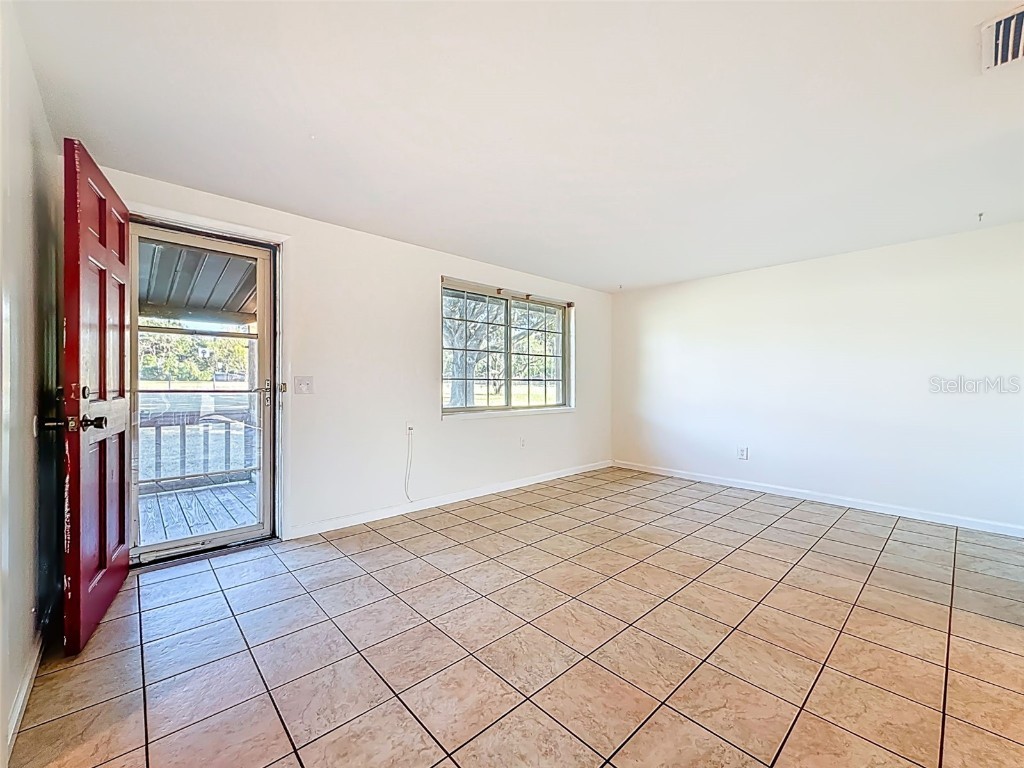 3239 Allen Rd Zephyrhills FL 33541 TB8415689 image9