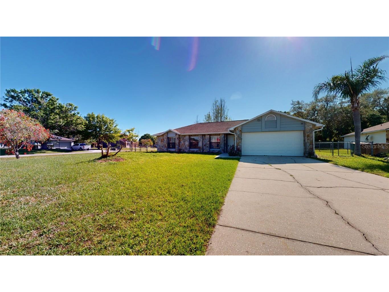 3239 Cottonwood Court Kissimmee FL 34746 S5102346 image1