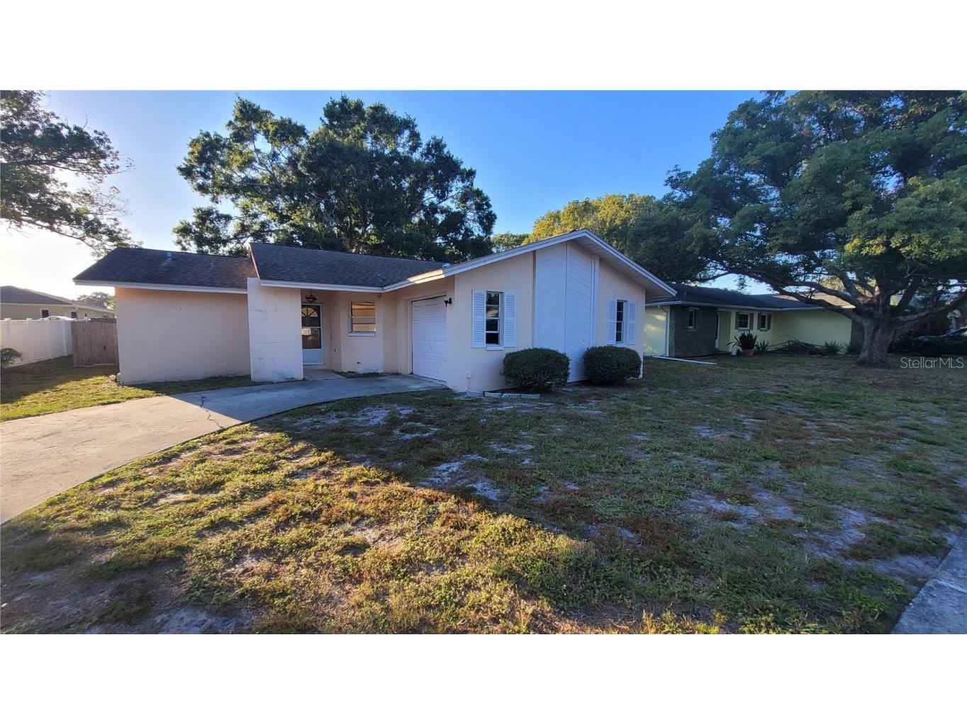 3239 Spanish Moss Lane Palm Harbor FL 34684 U8224222 image1
