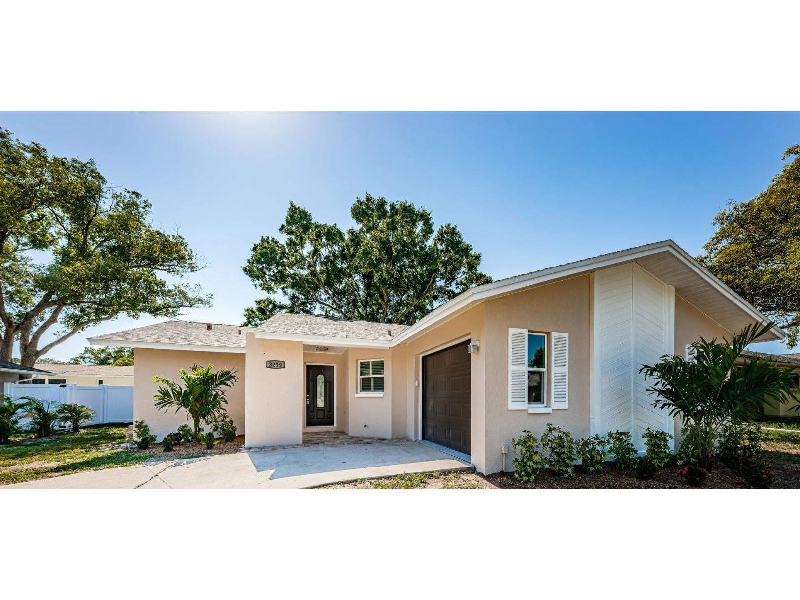 3239 Spanish Moss Lane Palm Harbor FL 34684 U8239434 image1