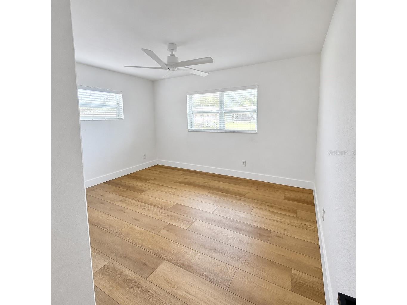 324 42nd Avenue N Saint Petersburg FL 33703 TB8515690 image20