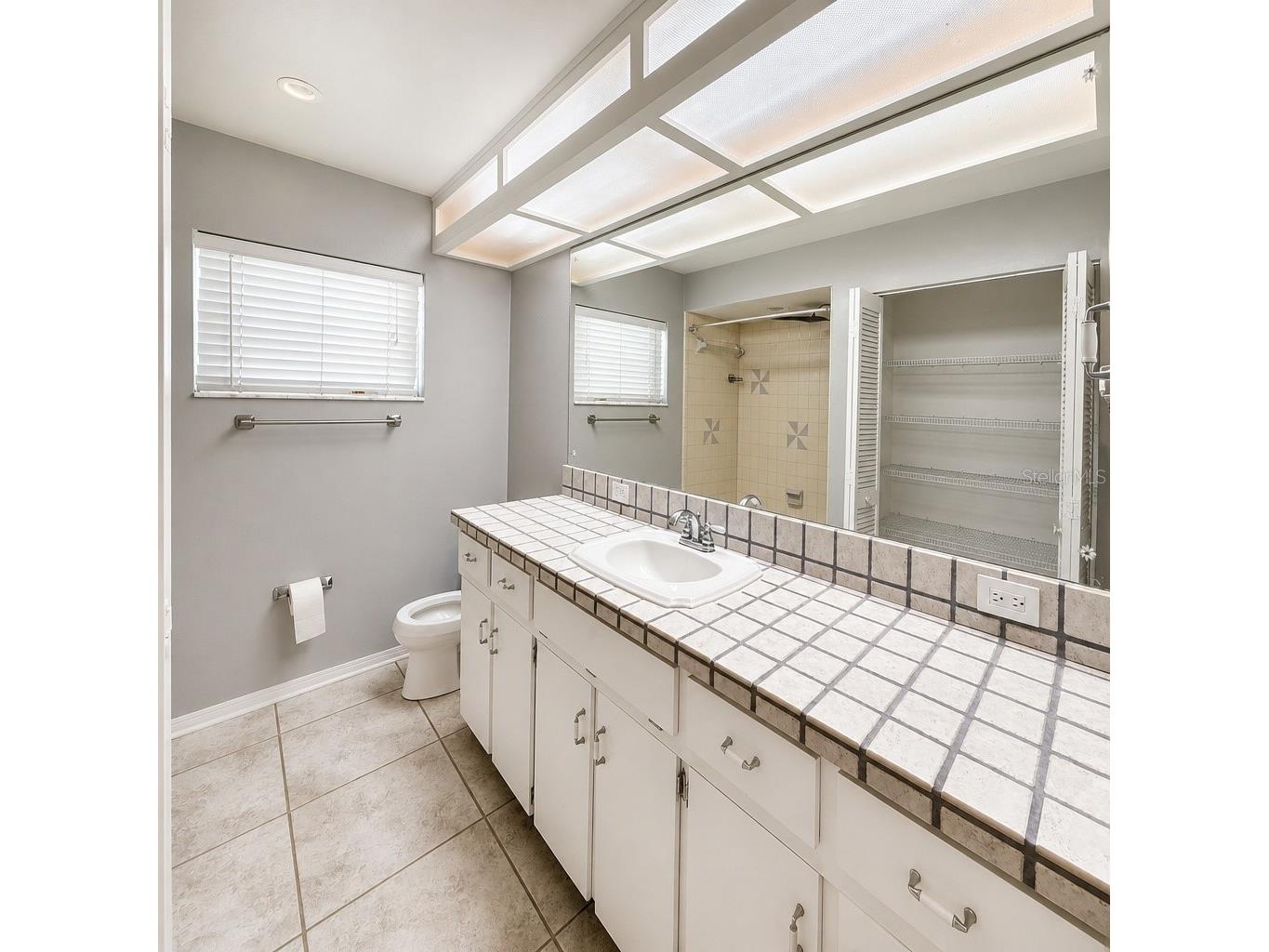 324 42nd Avenue N Saint Petersburg FL 33703 TB8515690 image23