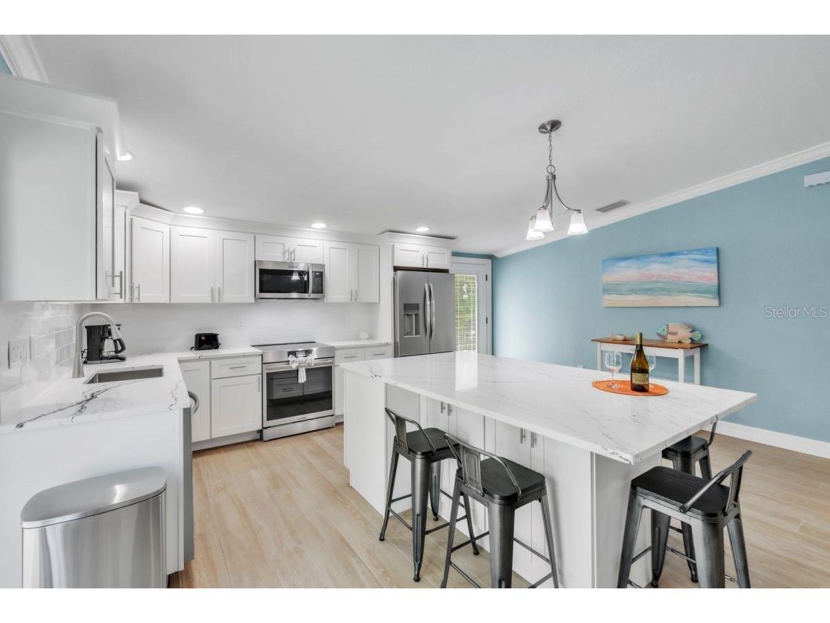 324 64th Street Holmes Beach FL 34217 A4694348 image10