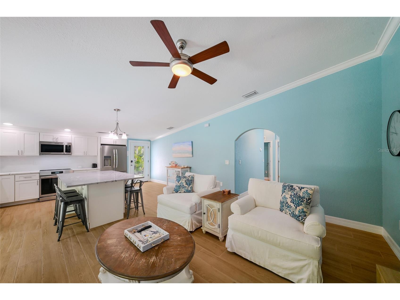 324 64th Street Holmes Beach FL 34217 A4694348 image14