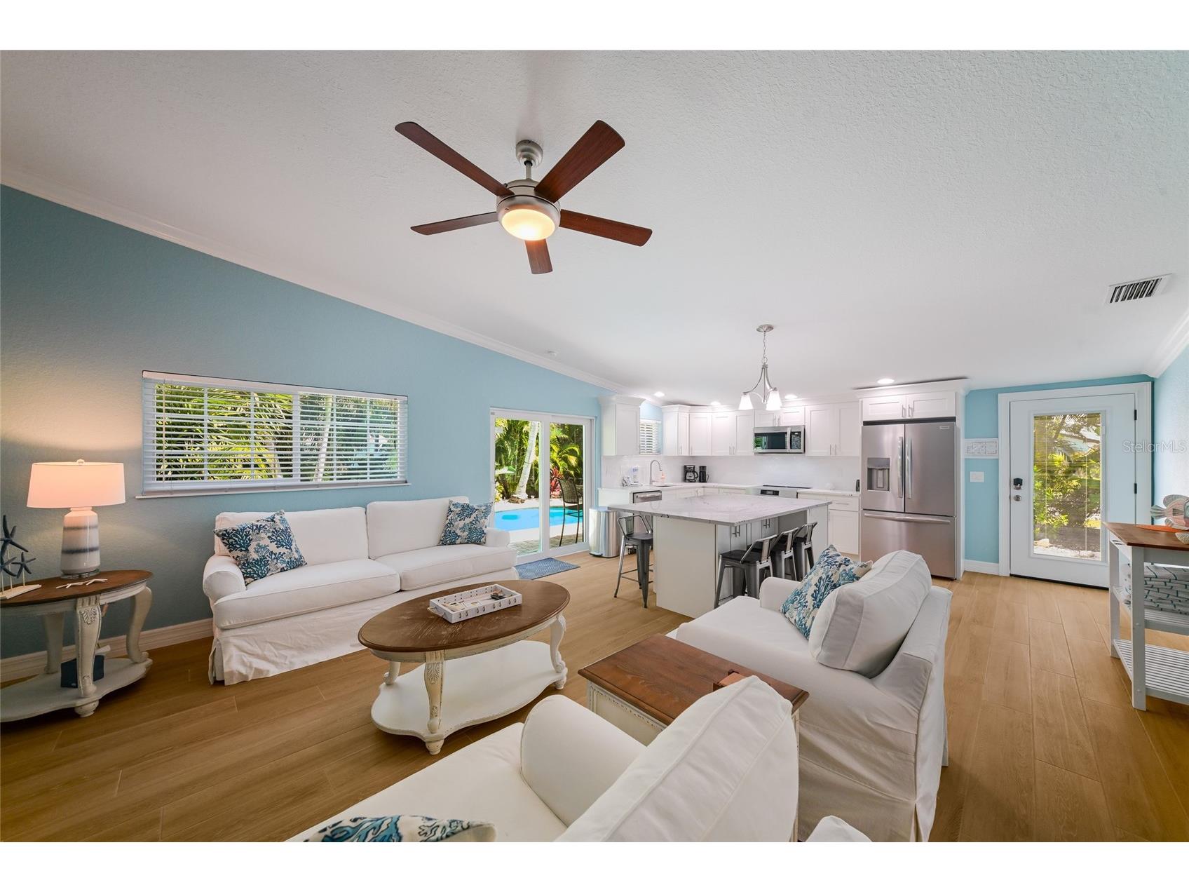 324 64th Street Holmes Beach FL 34217 A4694348 image16