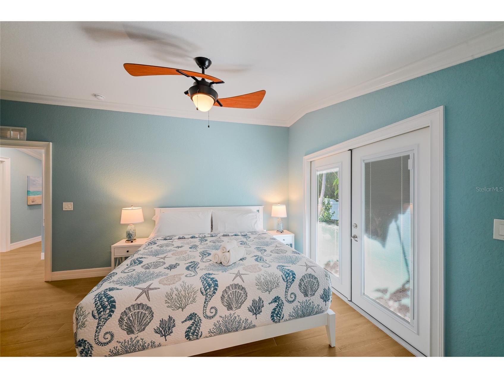 324 64th Street Holmes Beach FL 34217 A4694348 image18