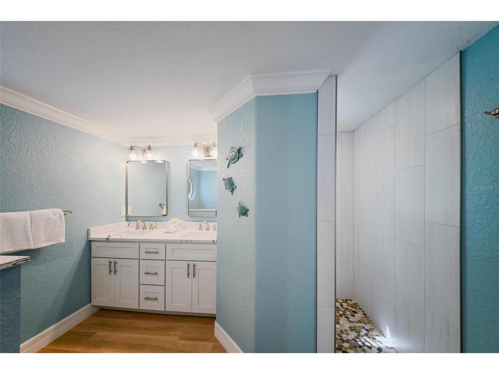 324 64th Street Holmes Beach FL 34217 A4694348 image19