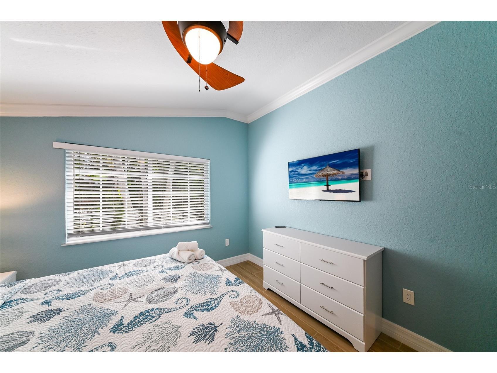 324 64th Street Holmes Beach FL 34217 A4694348 image23