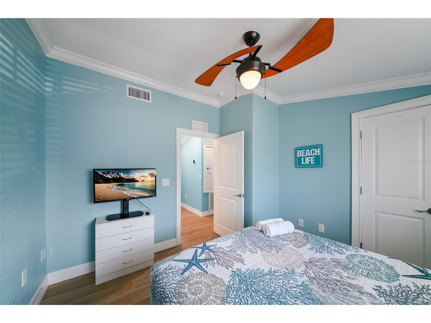 324 64th Street Holmes Beach FL 34217 A4694348 image26
