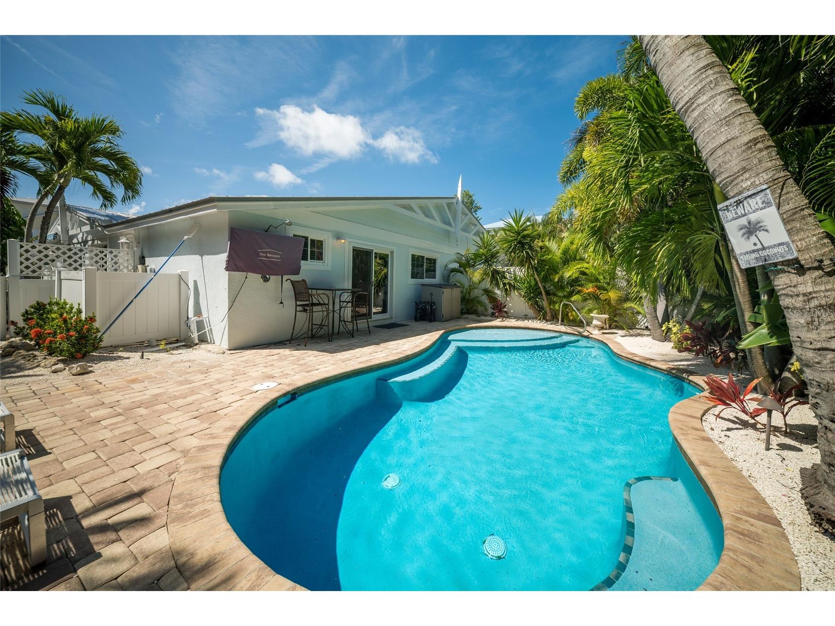 324 64th Street Holmes Beach FL 34217 A4694348 image33