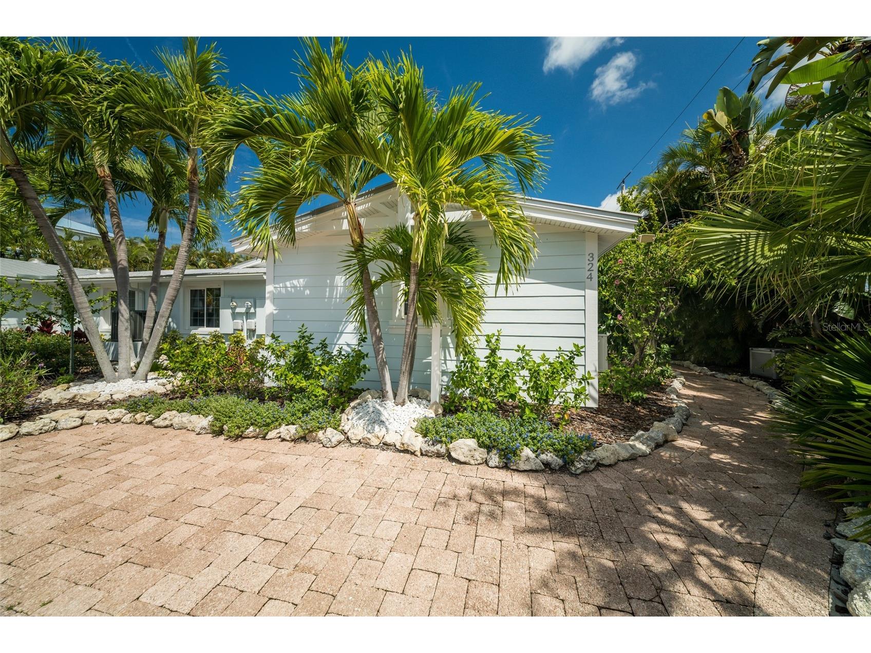324 64th Street Holmes Beach FL 34217 A4694348 image5