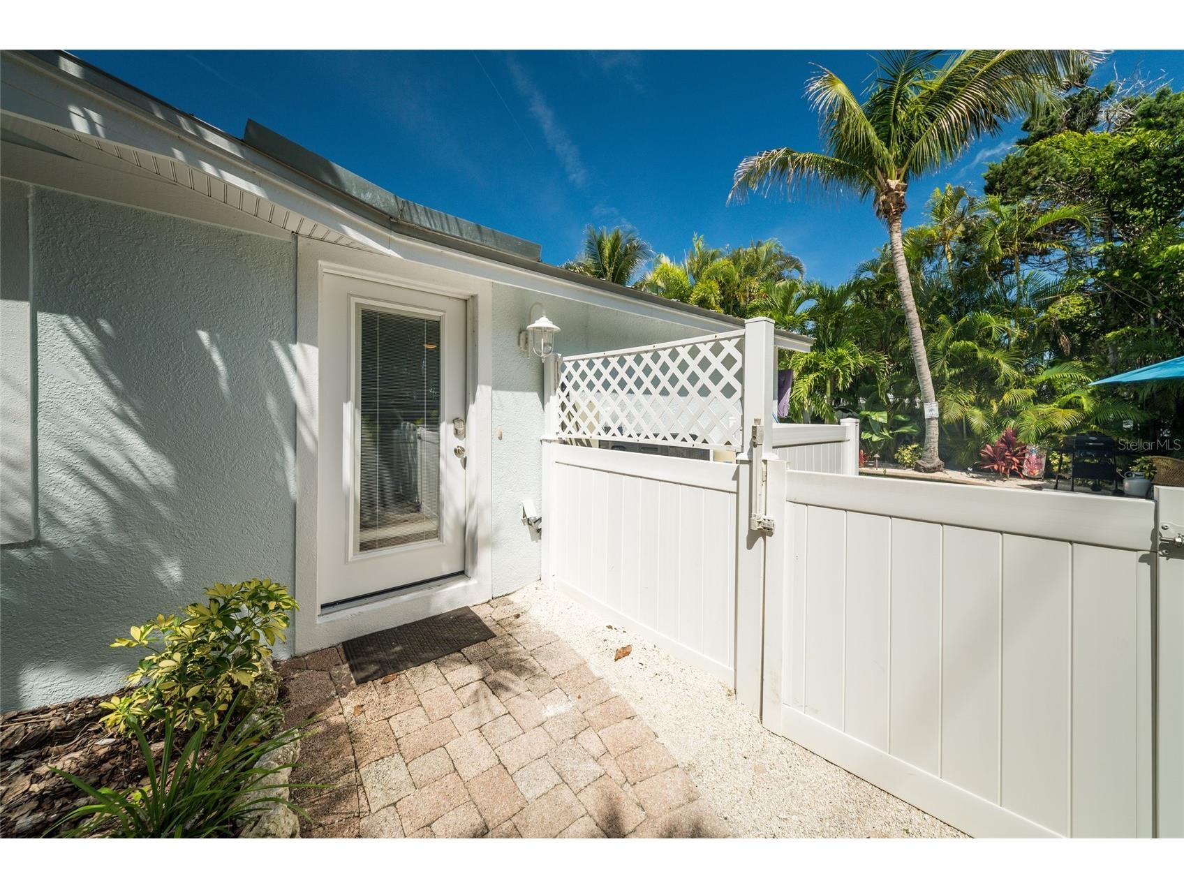 324 64th Street Holmes Beach FL 34217 A4694348 image7