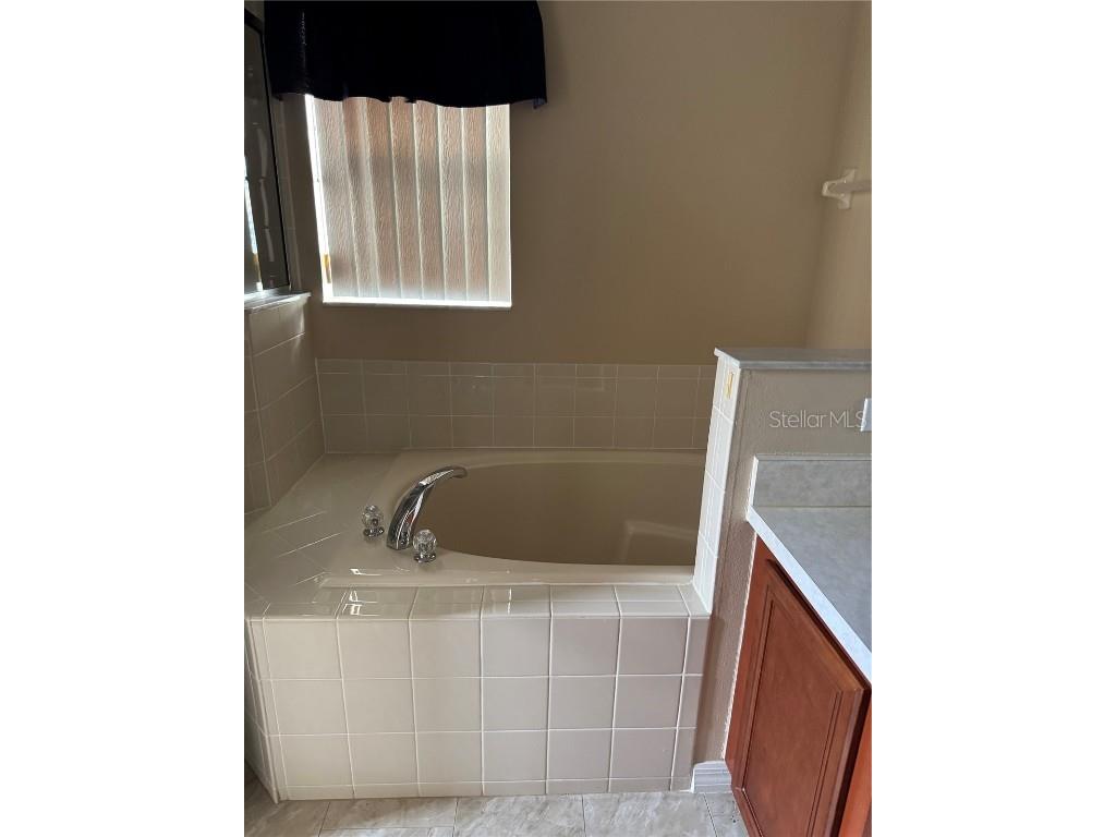 324 Aldershot Court Kissimmee FL 34758 S5136738 image11