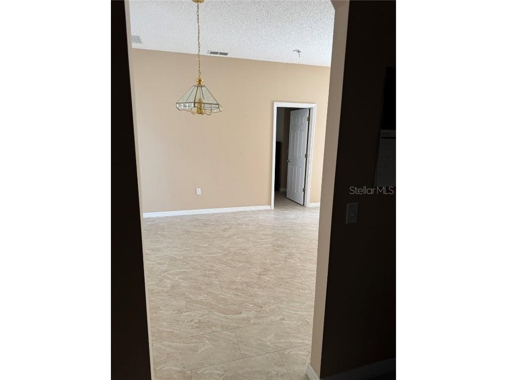 324 Aldershot Court Kissimmee FL 34758 S5136738 image5