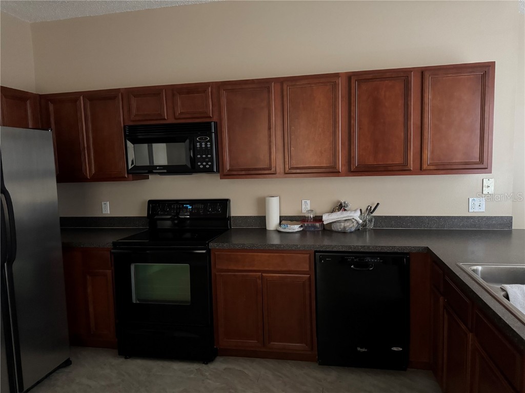 324 Aldershot Court Kissimmee FL 34758 S5136738 image6