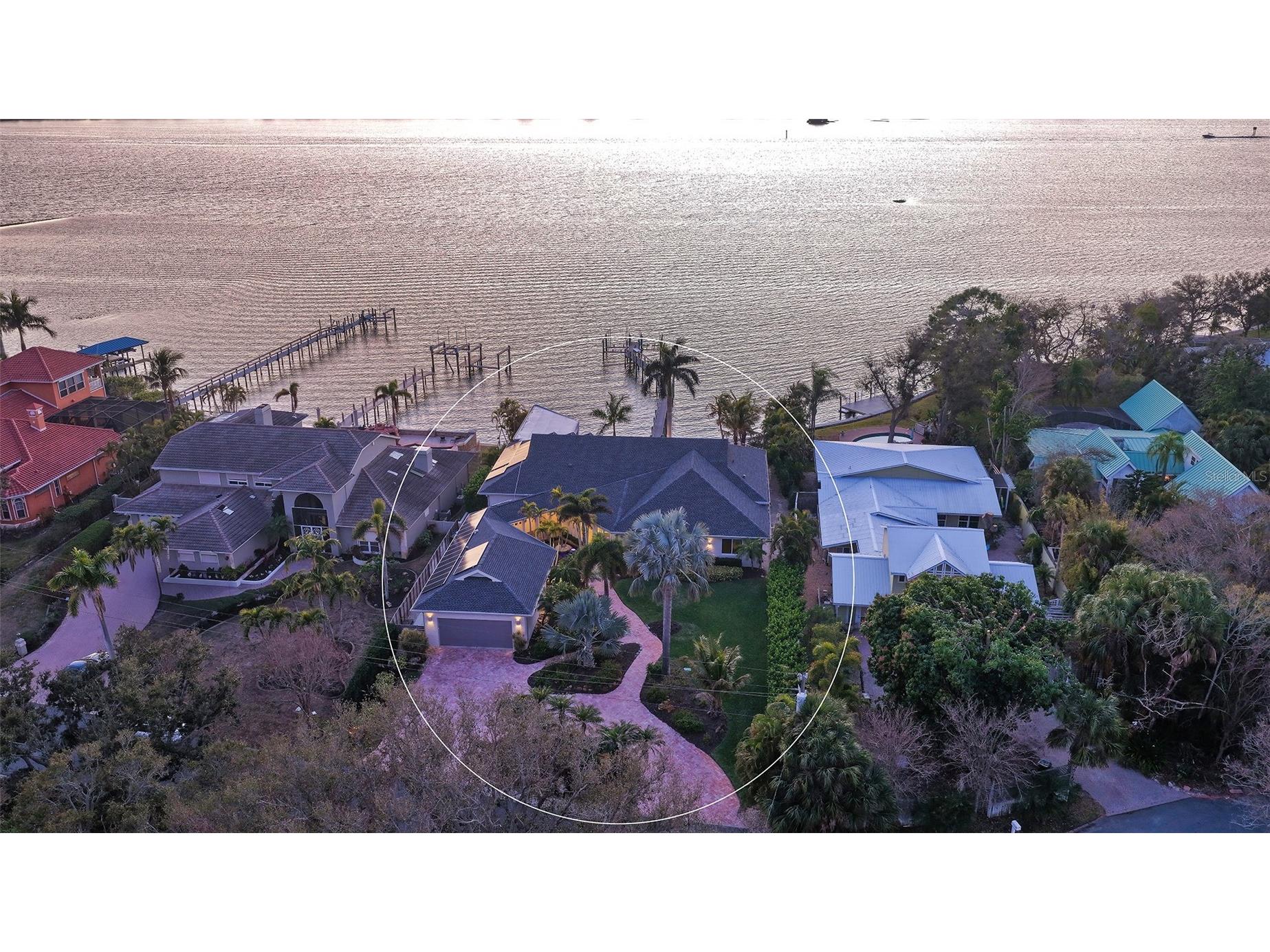 324 Bayshore Drive Osprey FL 34229 A4683138 image2