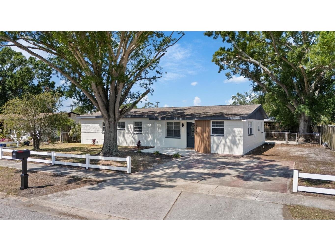 324 Country Club Drive Oldsmar FL 34677 TB8379269 image1