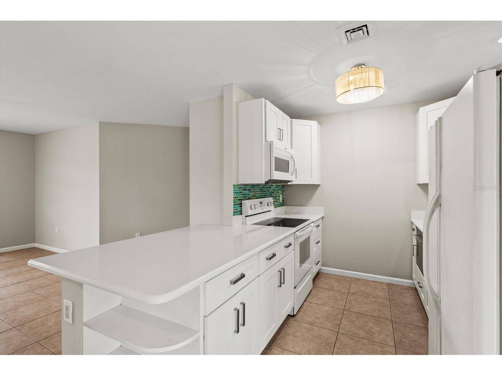 324 Granada Boulevard North Port FL 34287 A4681518 image16