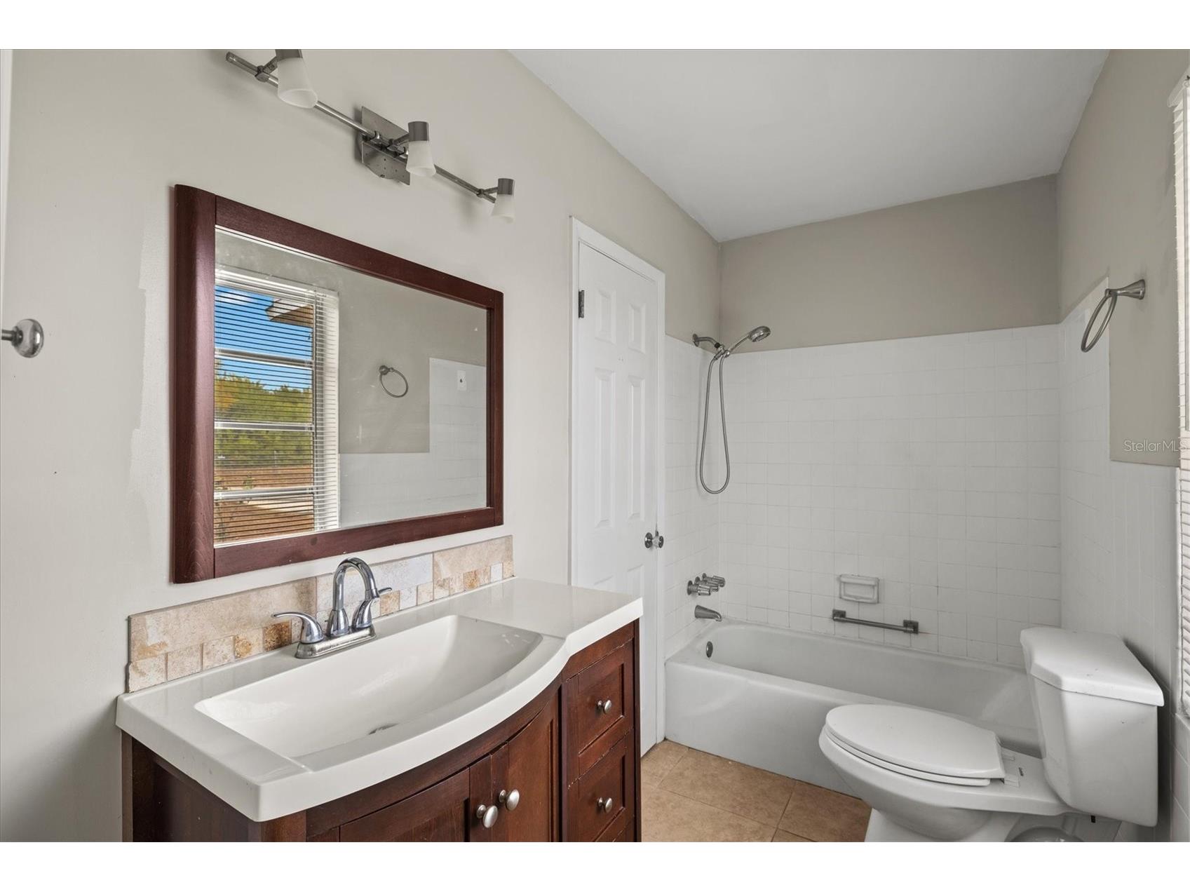 324 Granada Boulevard North Port FL 34287 A4681518 image26